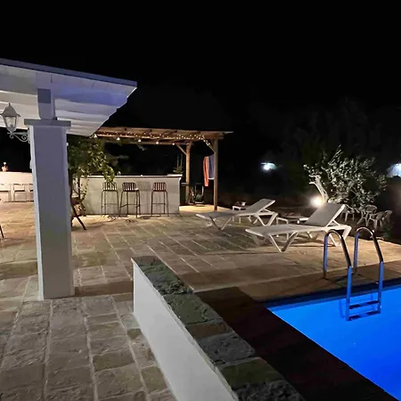 Holiday home Trullo Tre Piantelle *